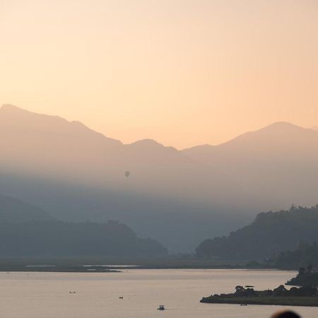 Hotel Pushkar Pokhara Exterior foto